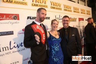 ynotcams2018_redcarpet349  